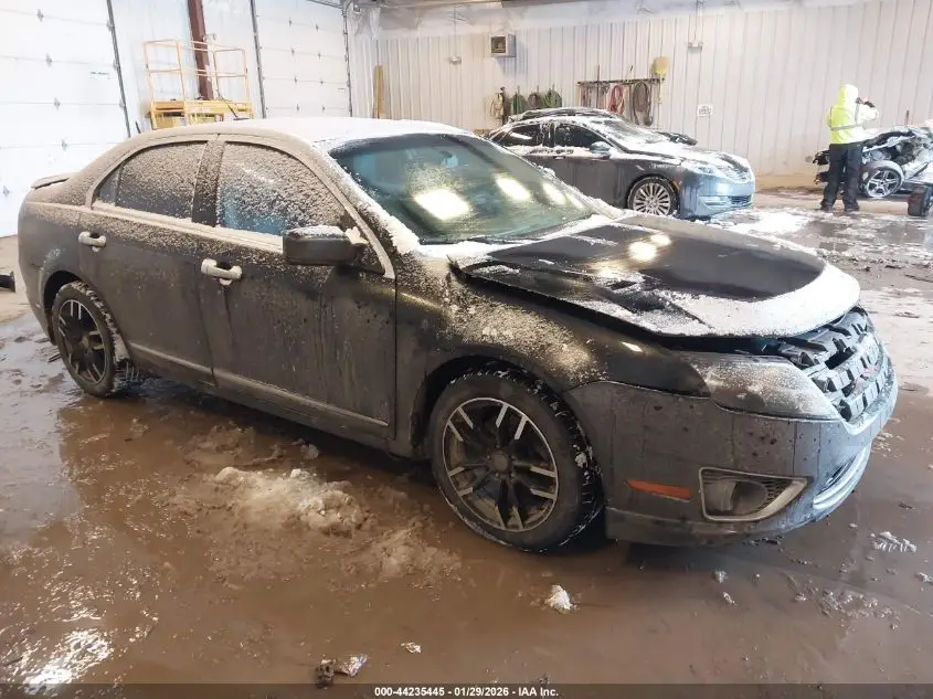 FORD FUSION 2010. Lot# 44235445. VIN 3FAHP0CG0AR251678. Photo 1