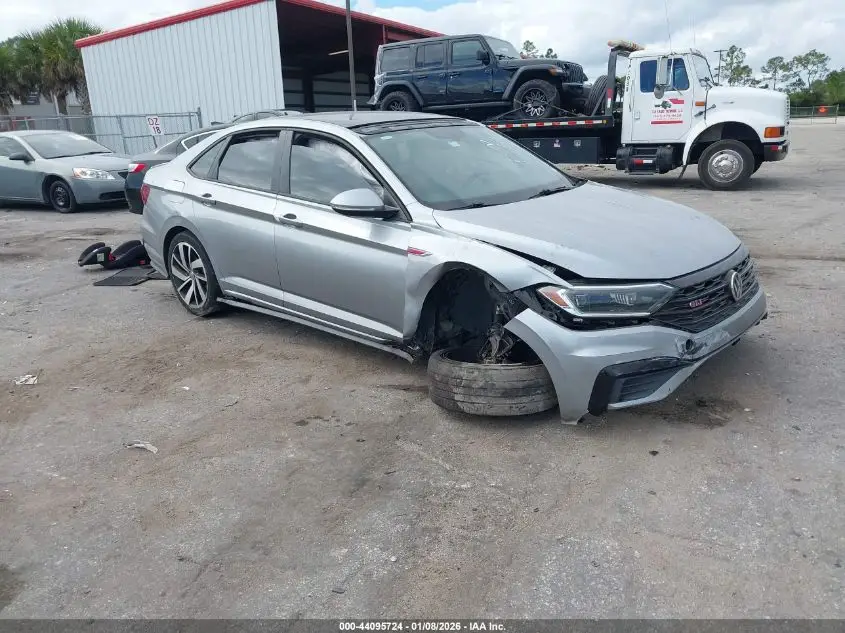 VOLKSWAGEN JETTA GLI 2019. Lot# 44095724. VIN 3VW6T7BU5KM264032. Photo 1