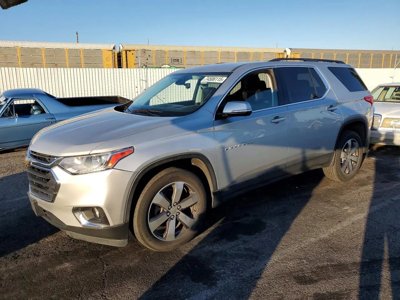 CHEVROLET TRAVERSE 2020. Lot# 74506115. VIN 1GNERHKW9LJ166759. Photo 1