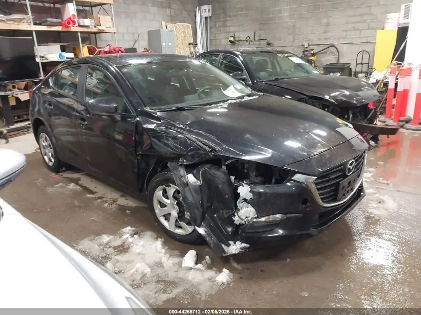 MAZDA MAZDA3 2017. Lot# 44266712. VIN 3MZBN1U72HM139768. Photo 1