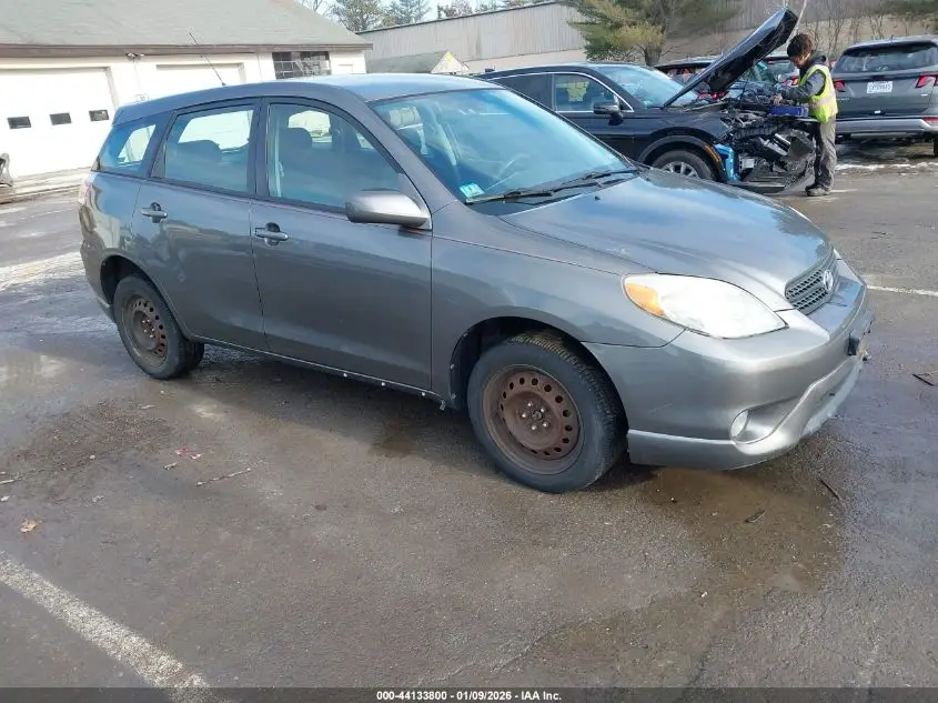 TOYOTA MATRIX 2006. Lot# 44133800. VIN 2T1LR32E16C551436. Photo 1