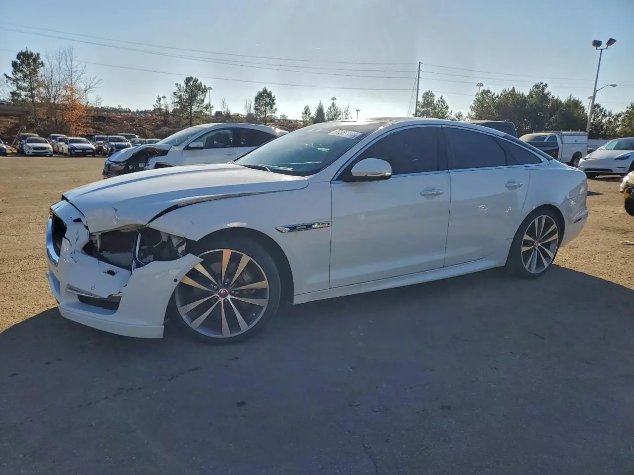 JAGUAR XJ 2019. Lot# 97389115. VIN SAJWA1C72K8W21171. Photo 1