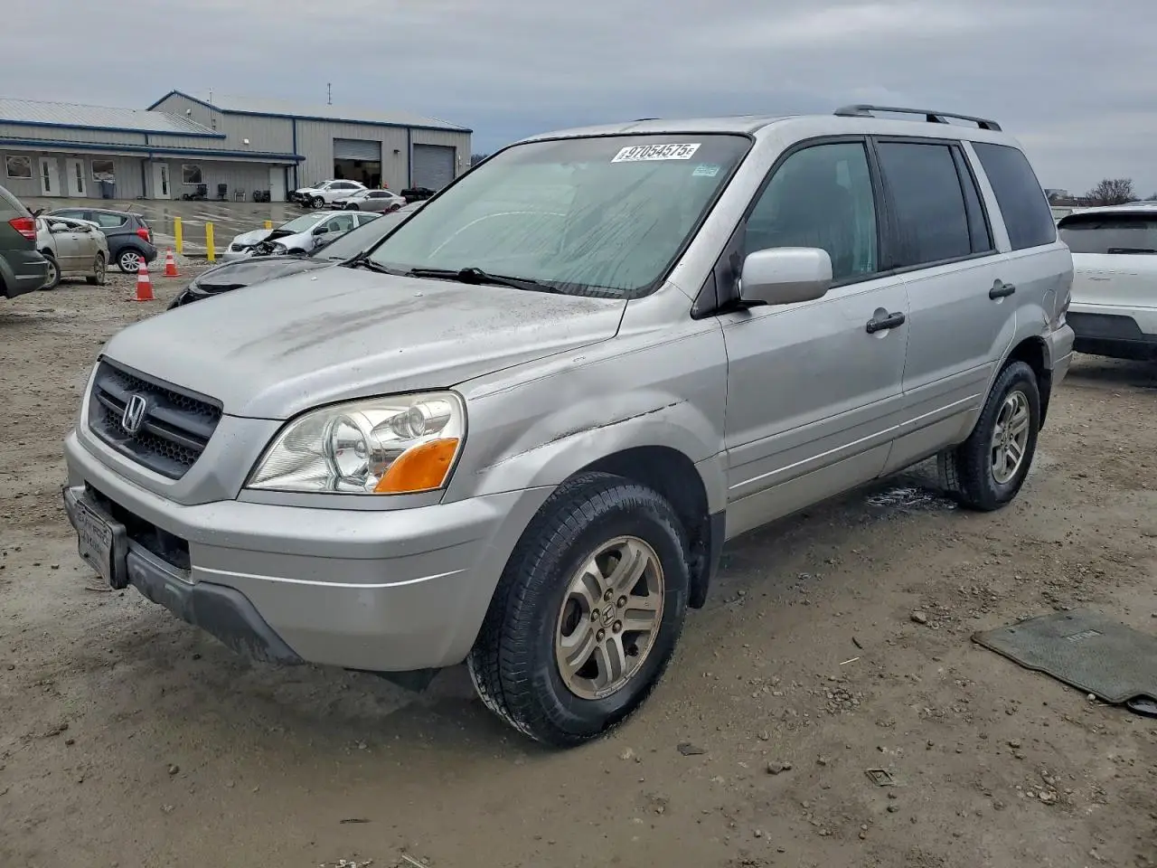 HONDA PILOT 2005. Lot# 97054575. VIN 5FNYF18515B008950. Photo 1