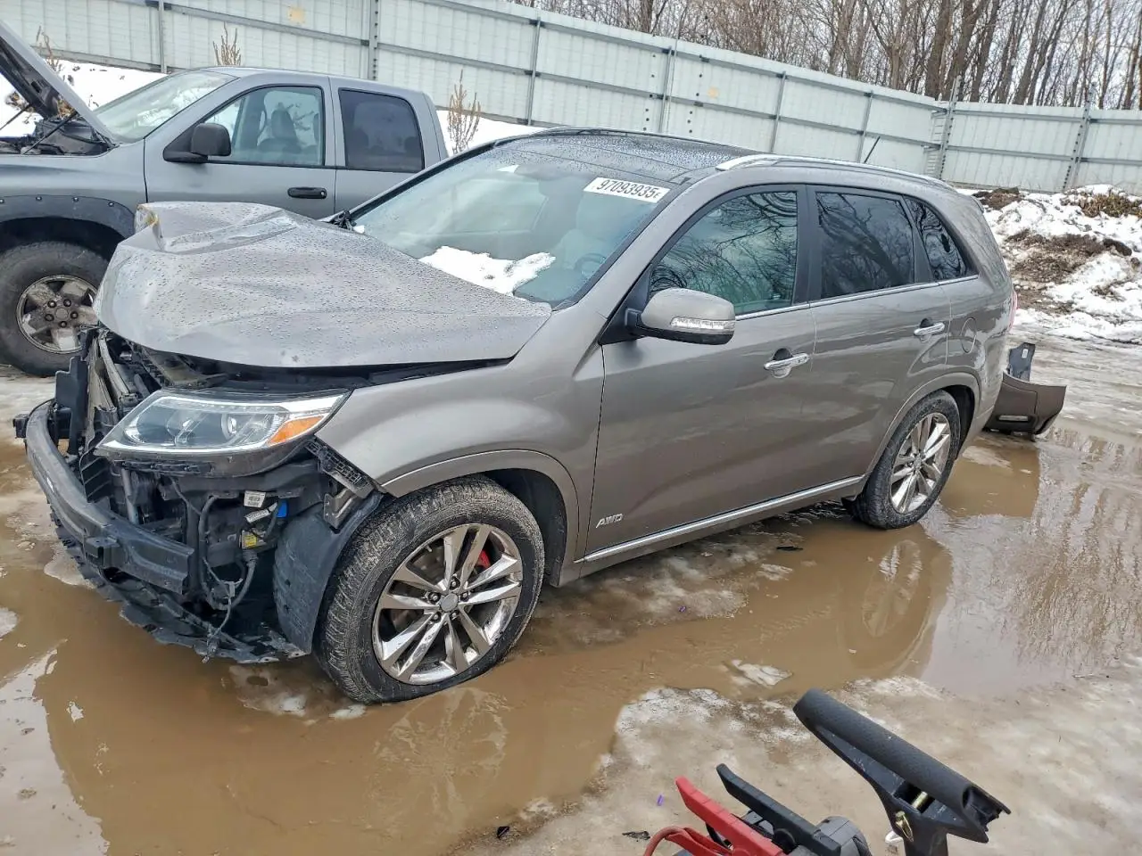 KIA SORENTO 2015. Lot# 97093935. VIN 5XYKWDA73FG655170. Photo 1
