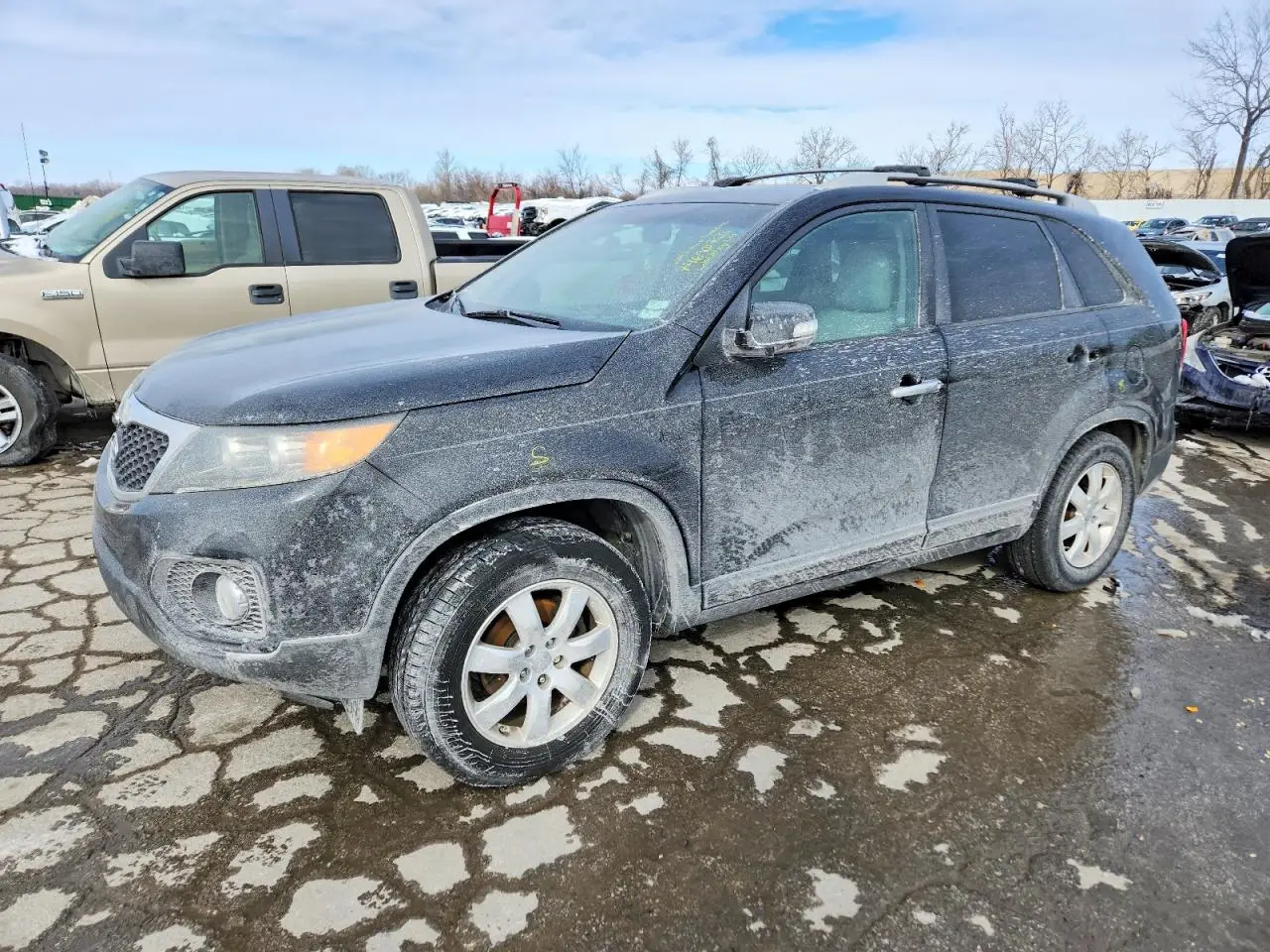 KIA SORENTO 2013. Lot# 74690765. VIN 5XYKT4A28DG337006. Photo 1